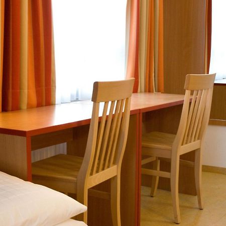 Ausbildungshotel St. Theresia München Ngoại thất bức ảnh