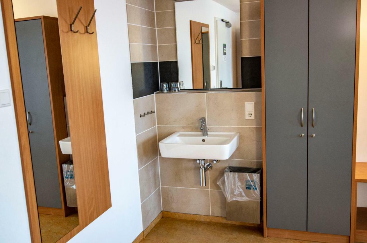 Ausbildungshotel St. Theresia München Ngoại thất bức ảnh